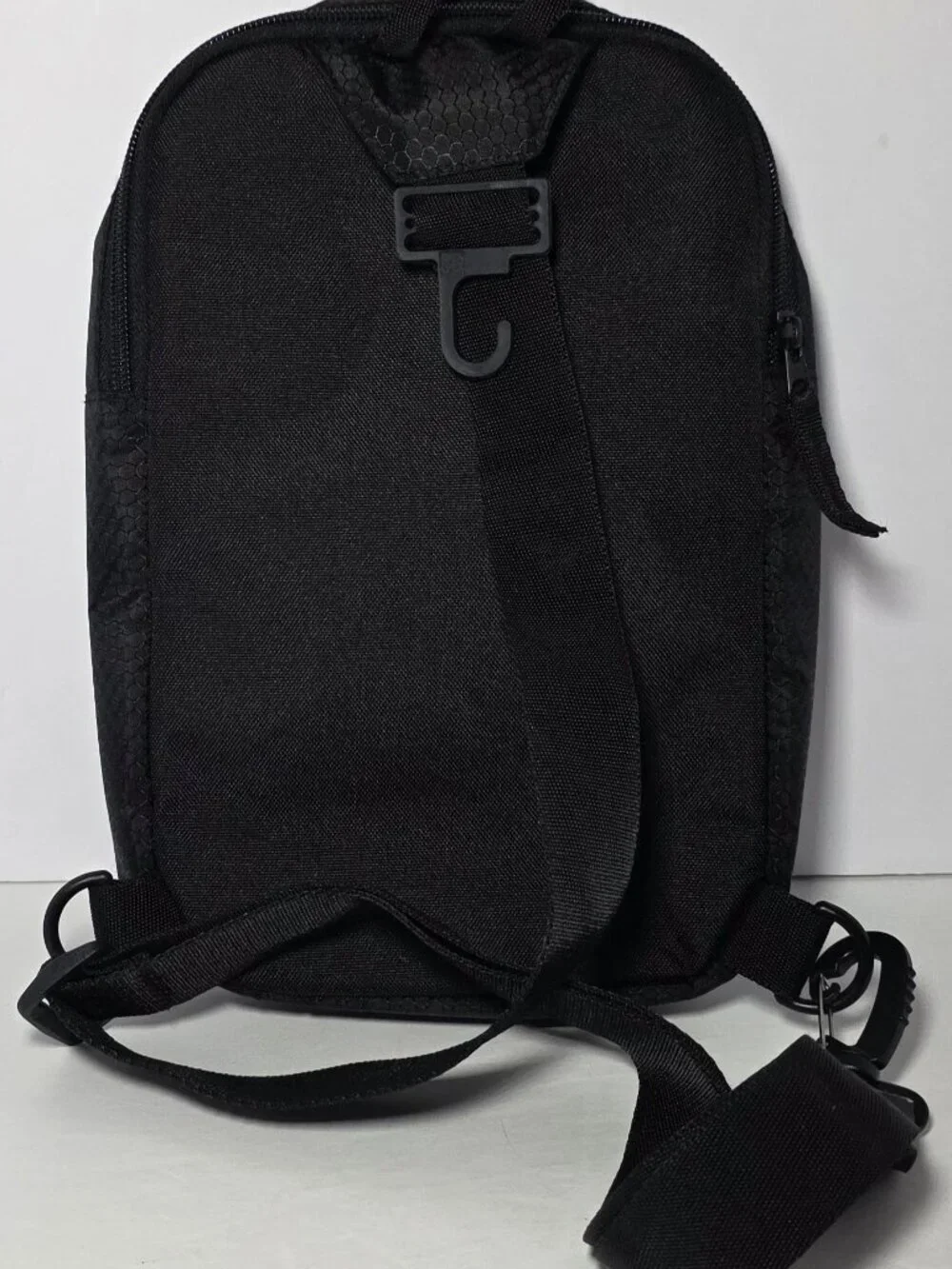 Reebok Black Crossbody Sling Bag with Adjustable Strap